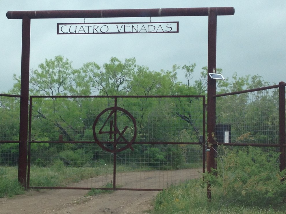 Moore, Texas Ranch Round "Stock Tank" Pool