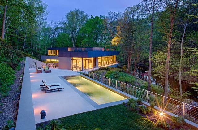 Contemporary contemporary-swimming-pool