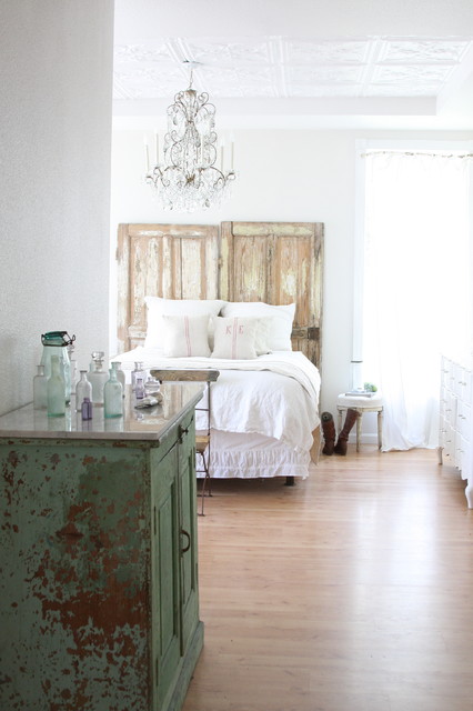 http://dreamywhites.blogspot.com/ shabby-chic-style-bedroom