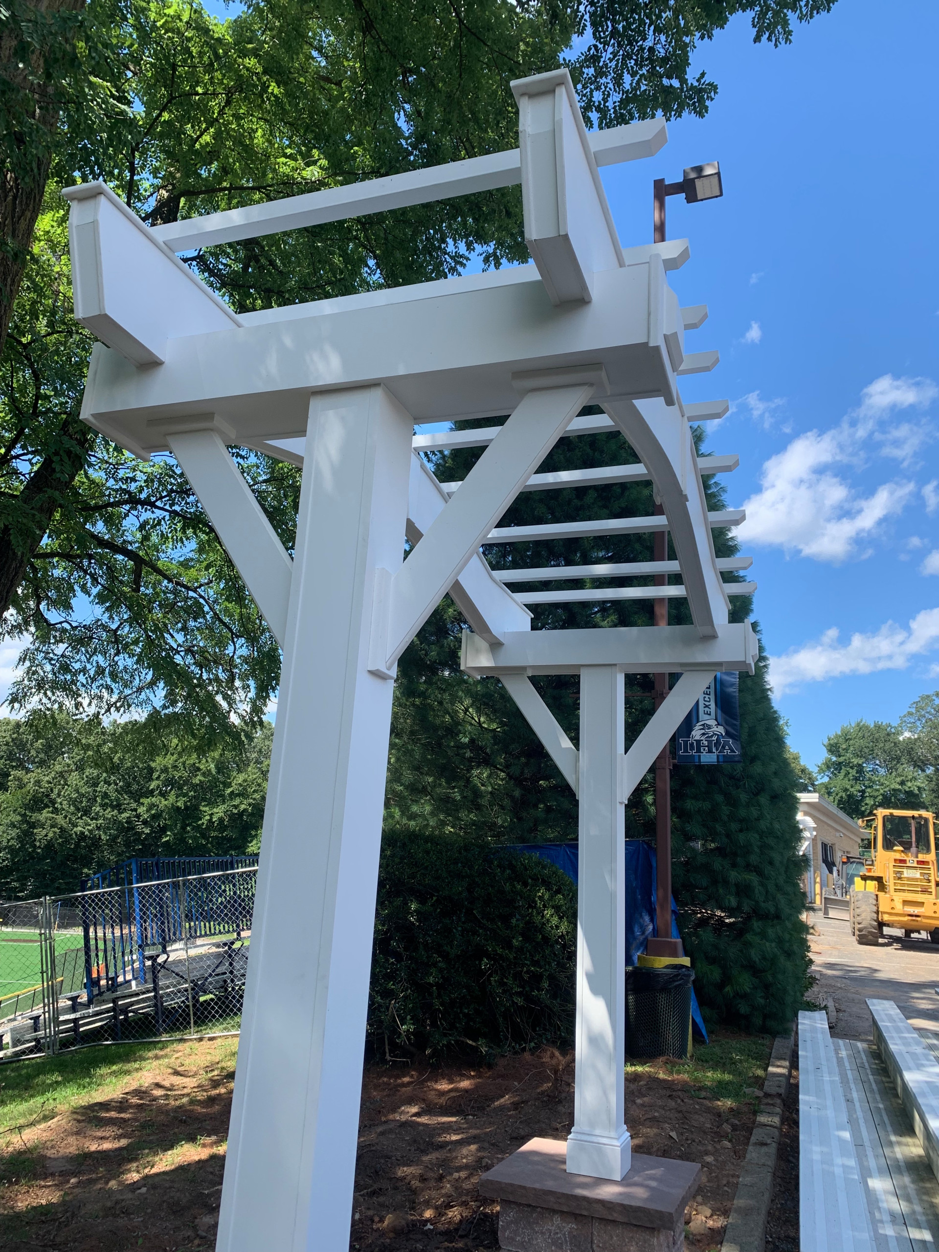 Arbor side view