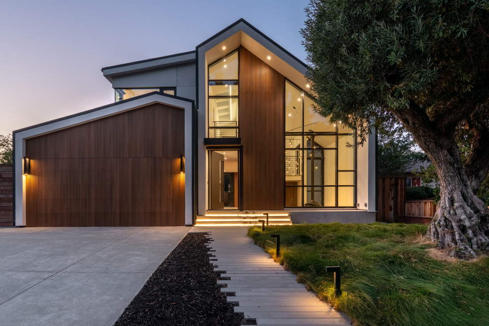 Свежая идея для дизайна: дом в стиле модернизм - отличное фото интерьера