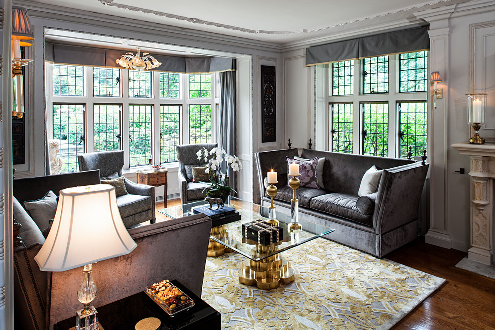 Inspiration for a transitional family room in New York.