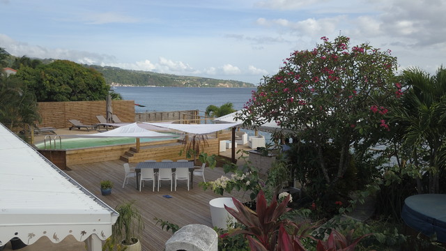 Am&eacute;nagements ext&eacute;rieurs contemporary-deck