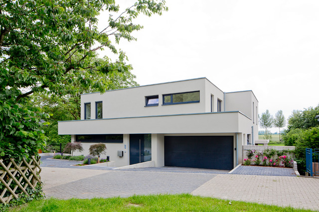 Haus STS moderno-facciata
