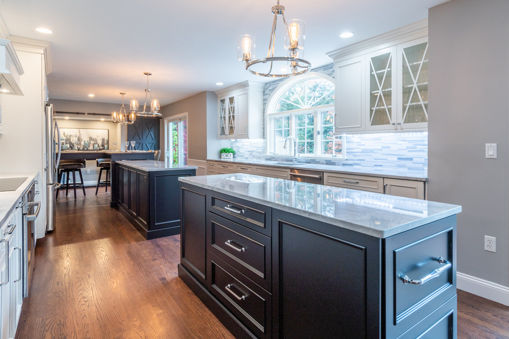 Example of a transitional kitchen design in Boston