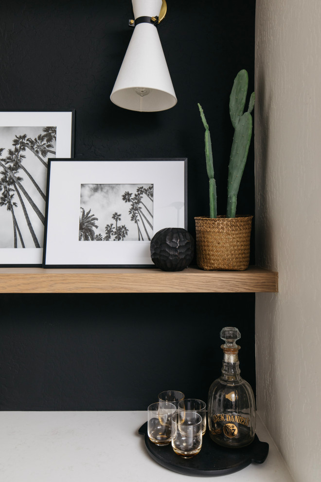 Home design - transitional home design idea in Phoenix