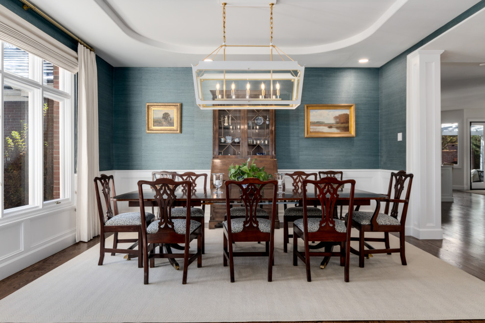 Dining room - transitional dining room idea in Denver