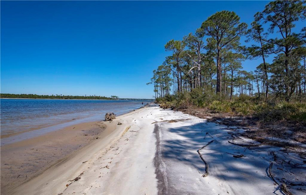 Bay La Launch Cottage