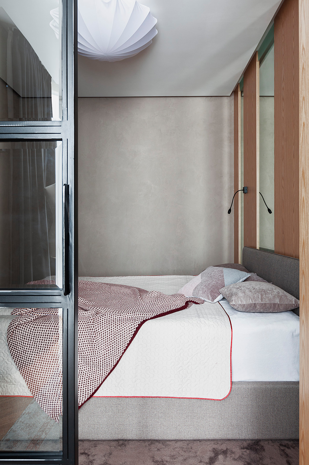 Спальня  в современной студии