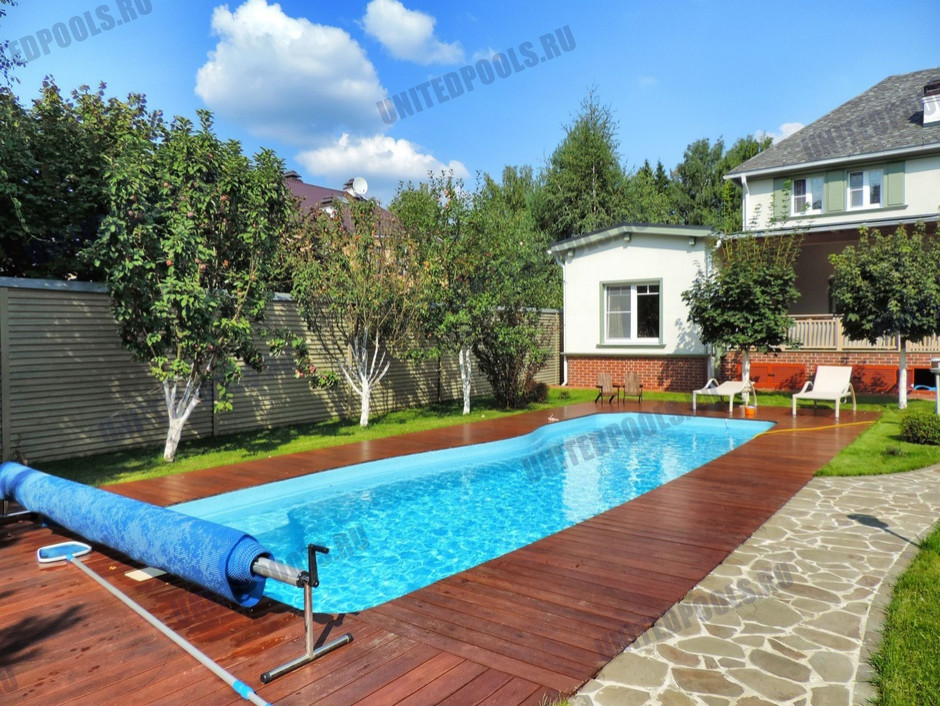 Бассейн Riverina 106 в деревне Таганьково