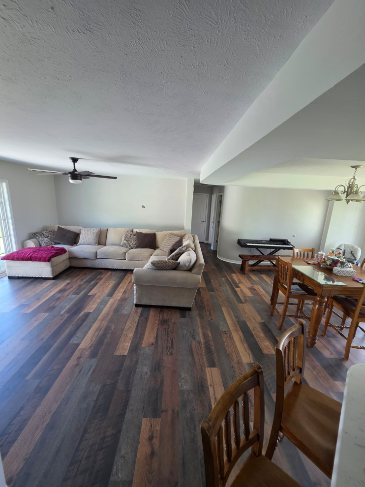 Livingroom / Dining Room / Hallways Flooring