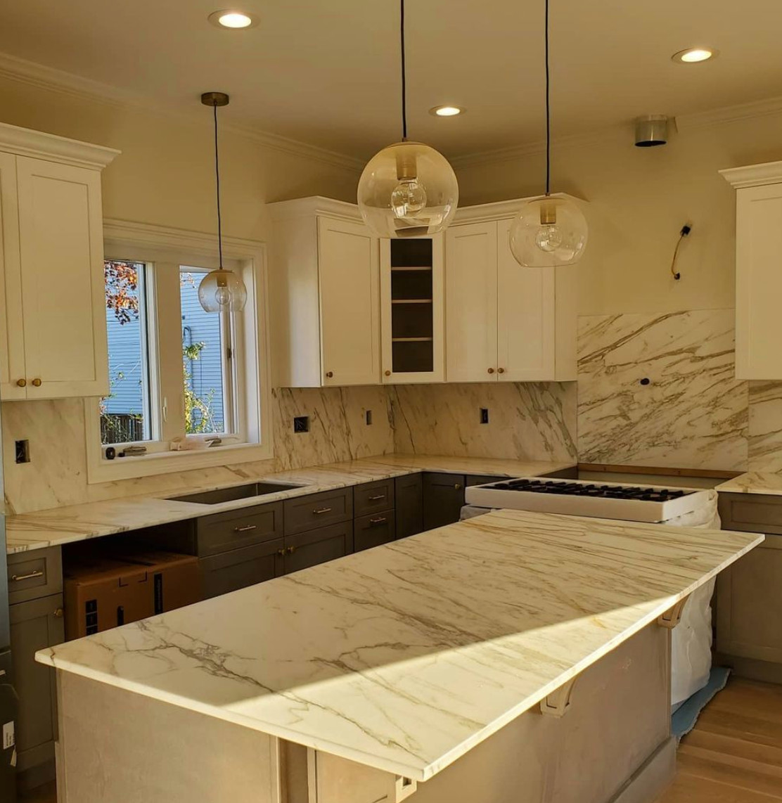 Carrara Marble Backsplash & Countertops