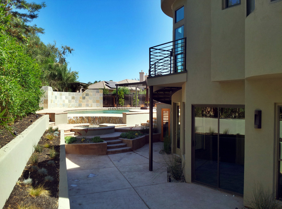 Davis Modern Contemporary