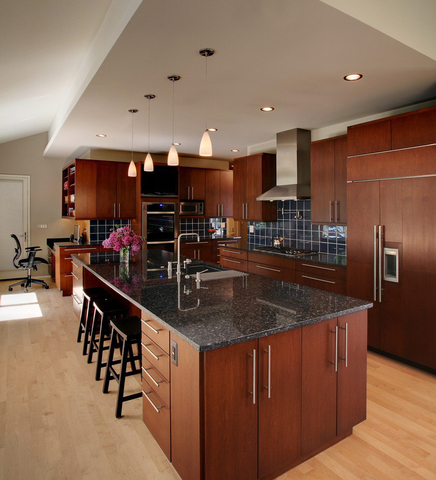 Design ideas for a contemporary kitchen in Detroit.