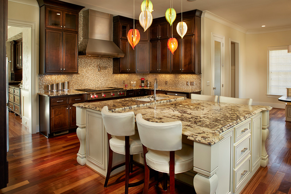 Kitchen - transitional kitchen idea