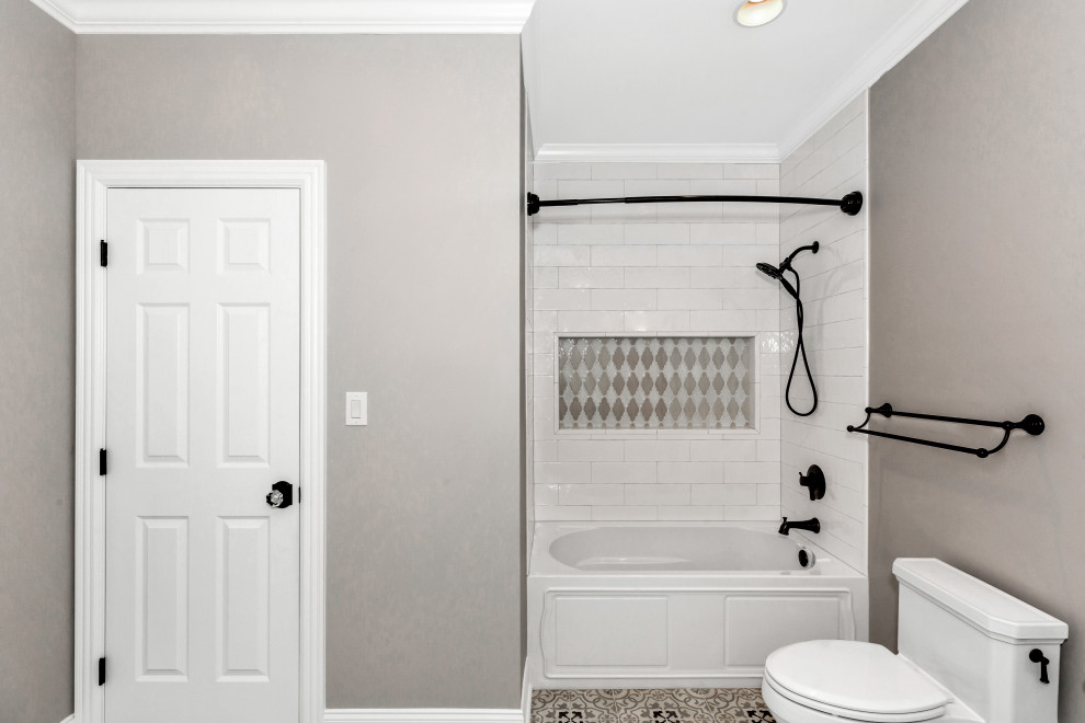 Cove Creek Master and Guest Bathrooms Remodel