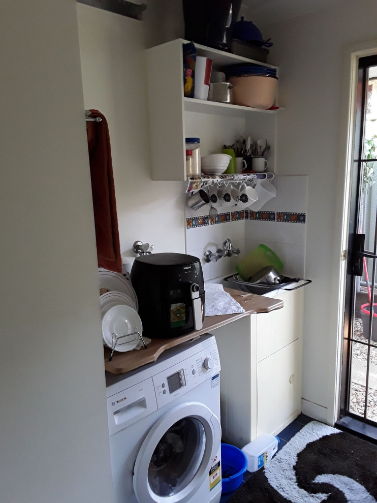 New outdoor kitchen and laundry