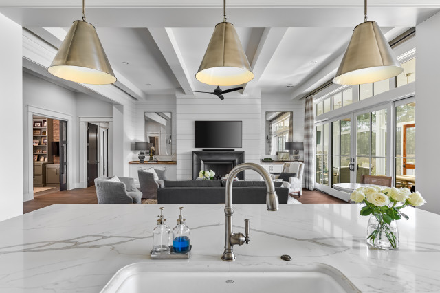 Modern Waters Edge modern