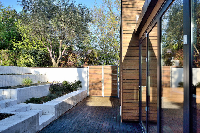 Two Side House contemporary-exterior