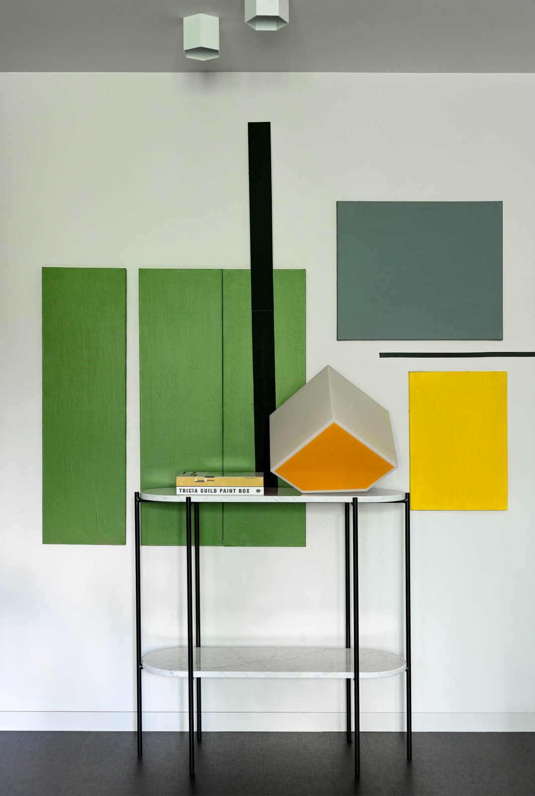 Geometric small apartment