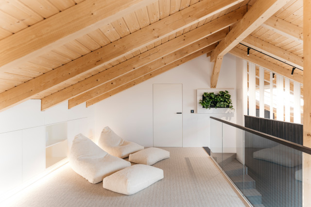 Refugium im Holzblockhaus contemporary-vardagsrum