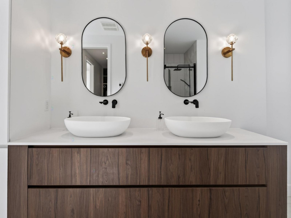 2376 bathroom