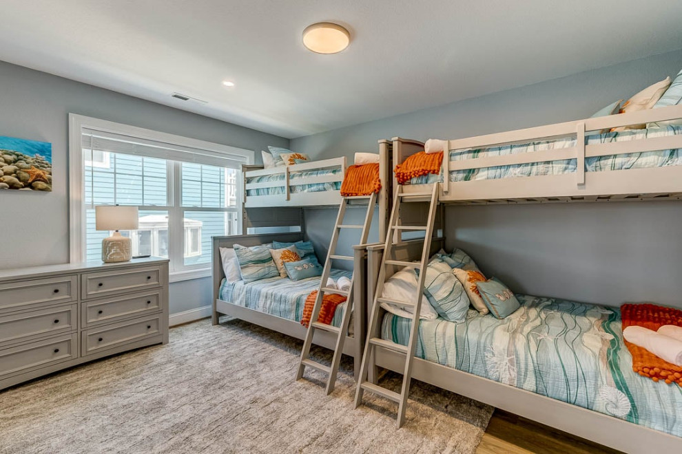 Dolphin Watch (2023)