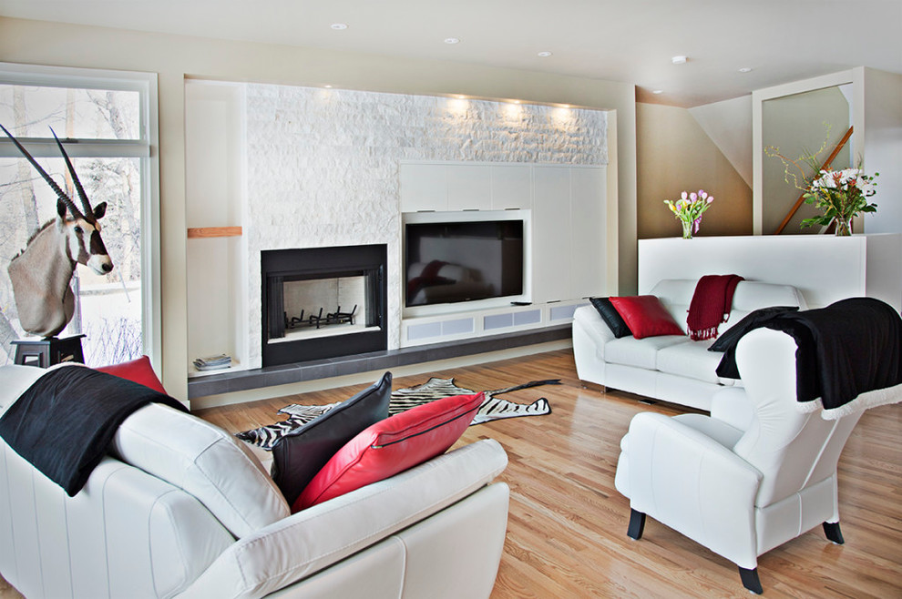 Example of a minimalist kitchen design in Calgary