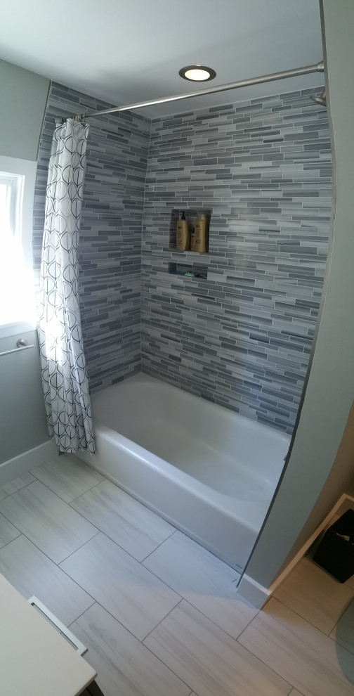 Marble Tile Tub Surround