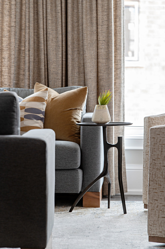 Home design - transitional home design idea in Toronto