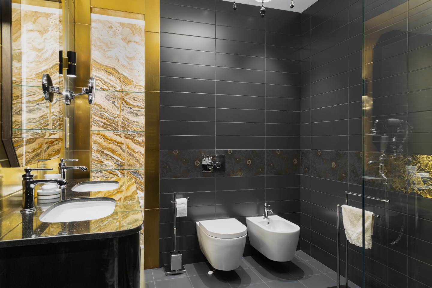 Тихвинская, 39