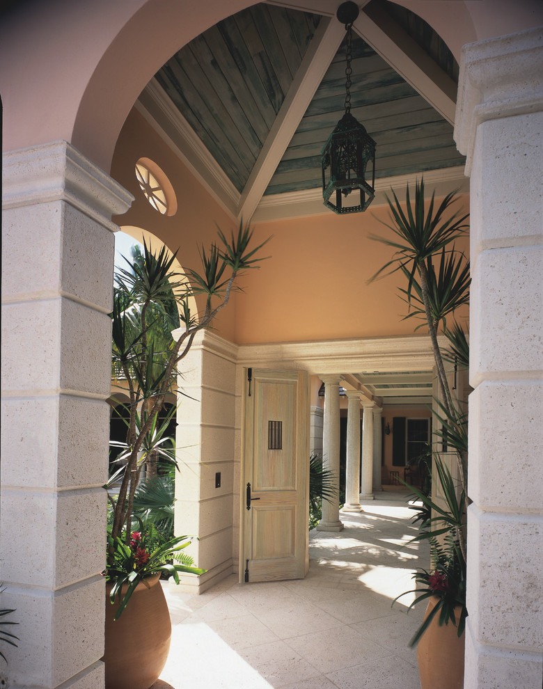 This is an example of a tropical entryway in Miami.