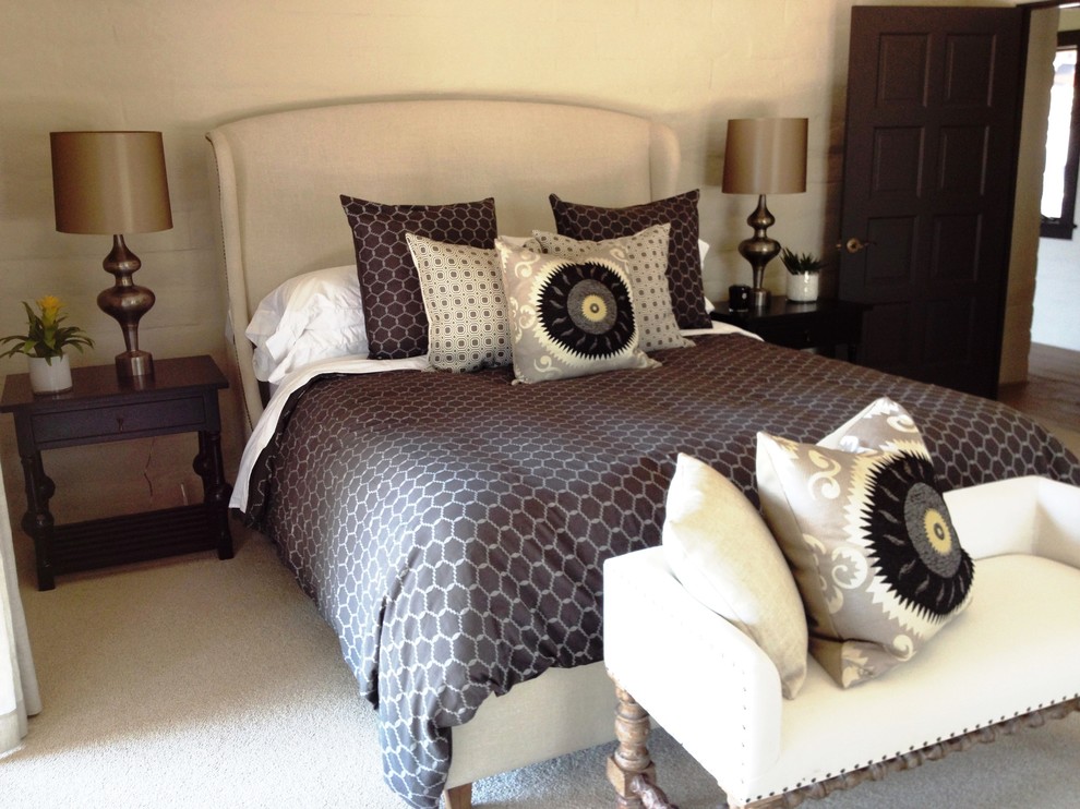 This is an example of a country bedroom in Los Angeles.
