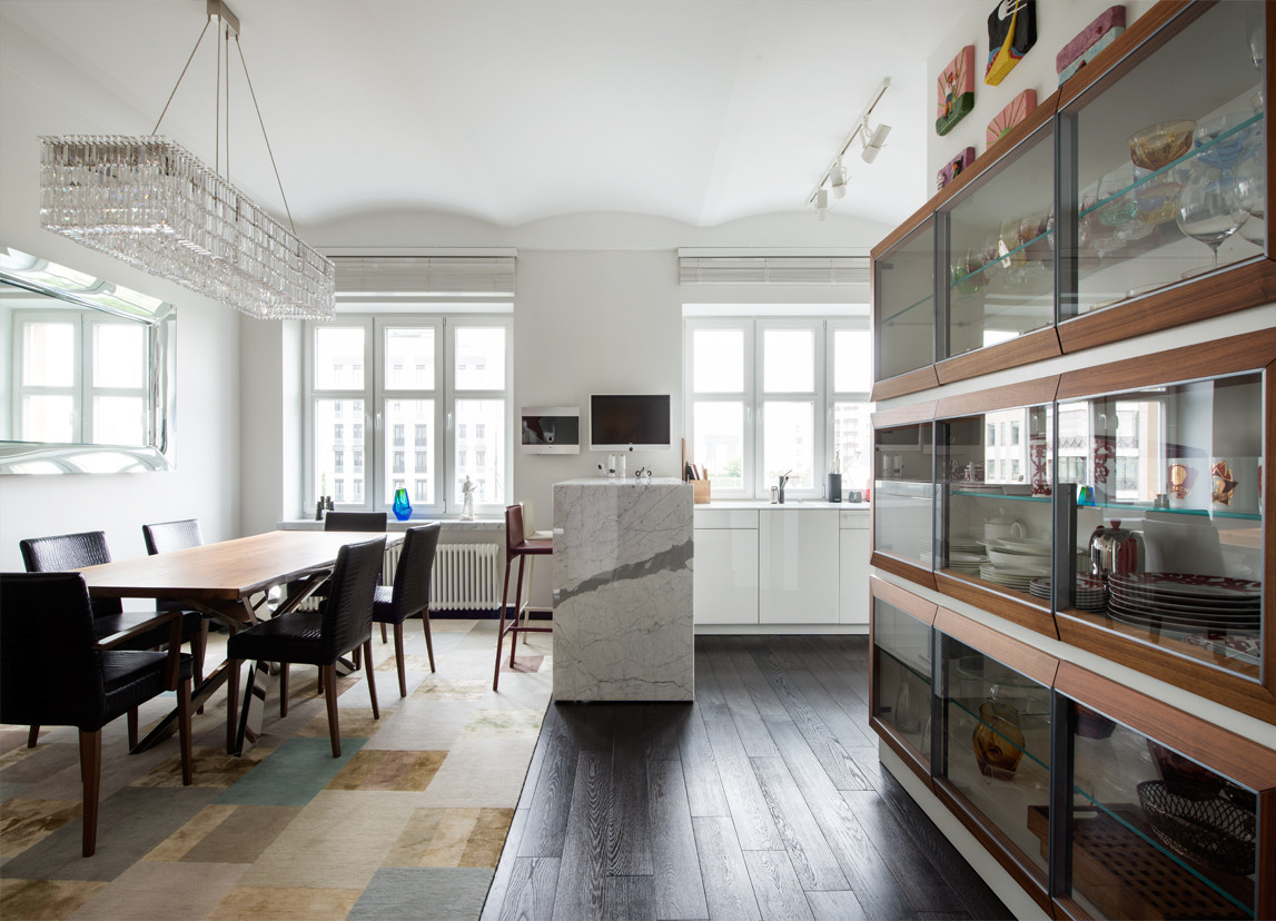 КРЕМЛЕВСКИЕ ЗВЕЗДЫ