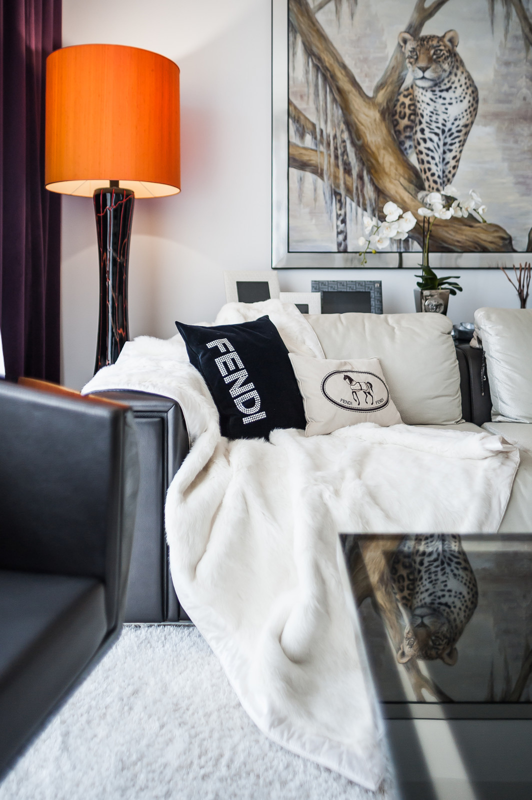 Дом с лошадиным бюстом