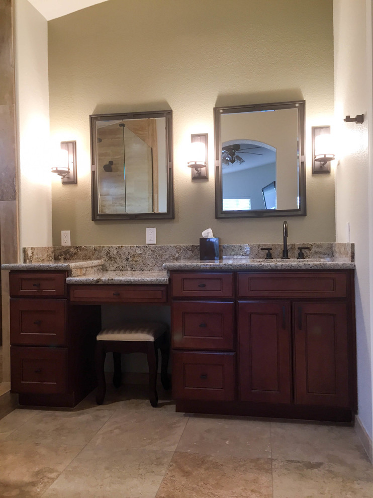 Bathroom - transitional bathroom idea in Phoenix