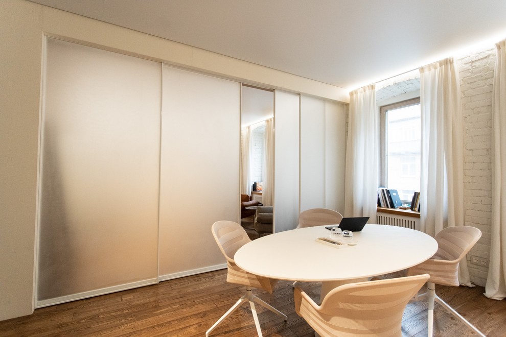 Межкомнатная раздвижная перегородка R1200 raumplus в комнату