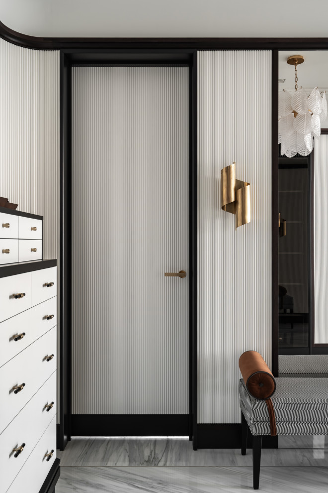 Шикарная квартира с белой мебелью