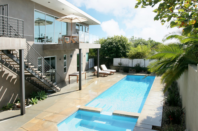 Modern home with pool modern-pool