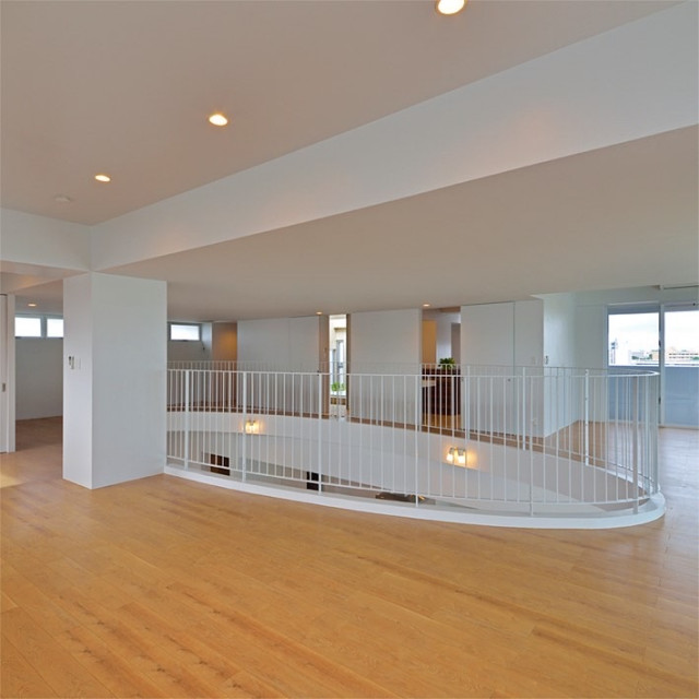 西原町の家 moderne-salle-de-sejour