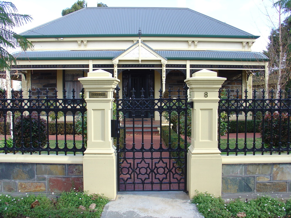 Sturt Cast Aluminium Fences & Gates