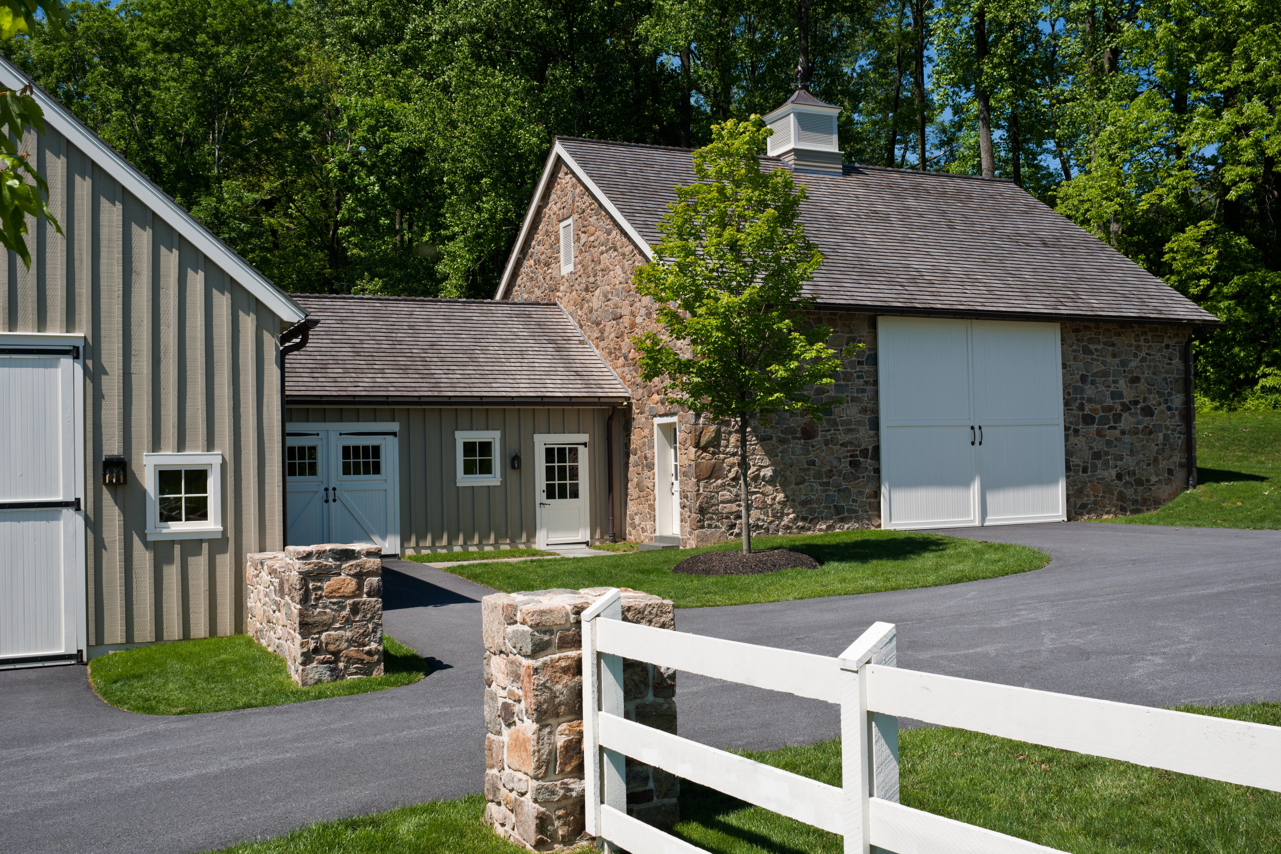 Carriage Houses & Garages in PA, MA, CT