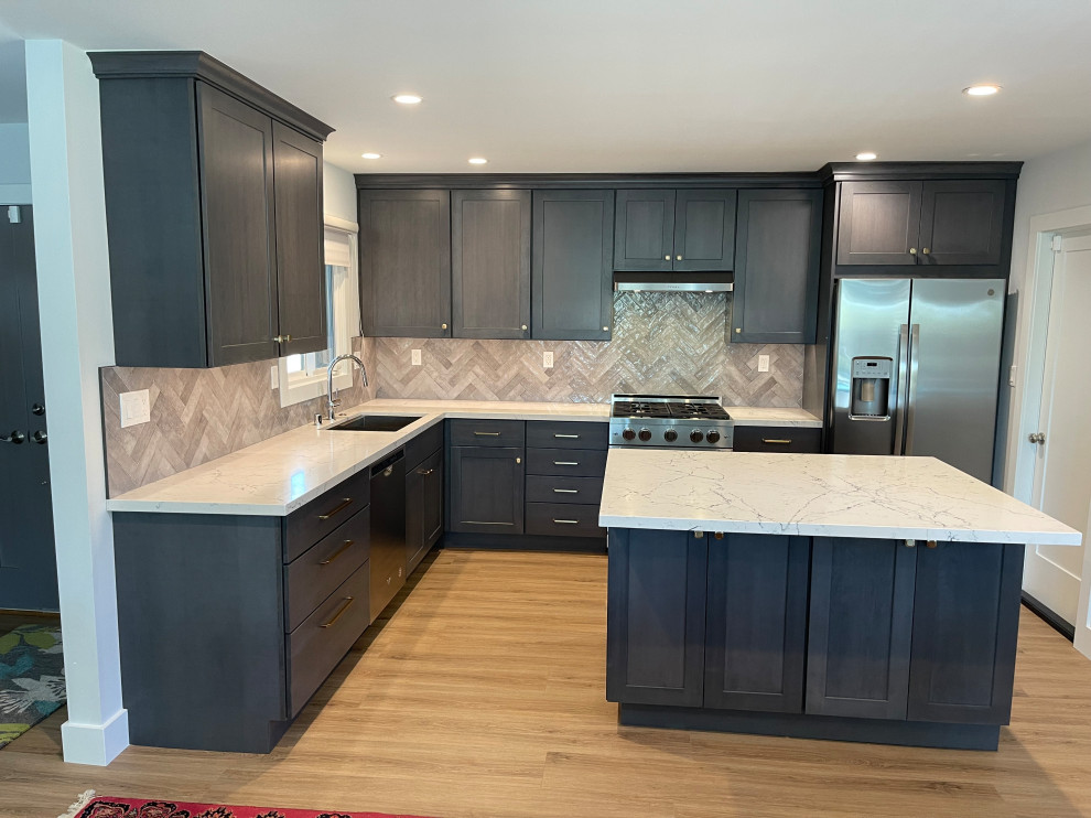 Example of a transitional kitchen design in Santa Barbara