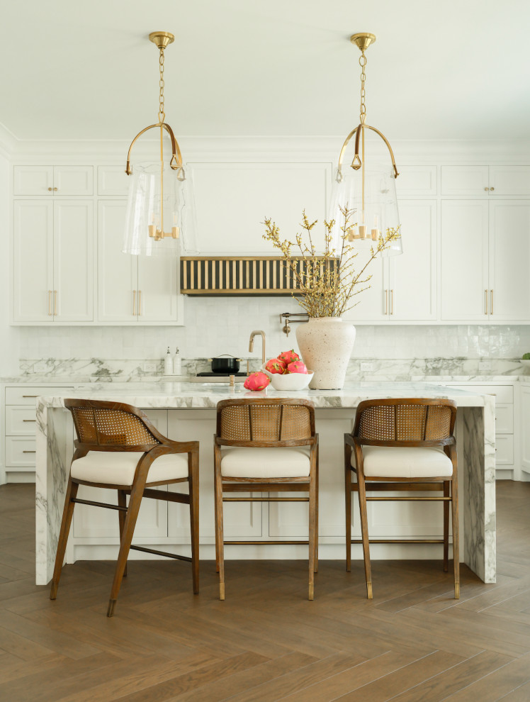 Transitional kitchen photo in Orange County