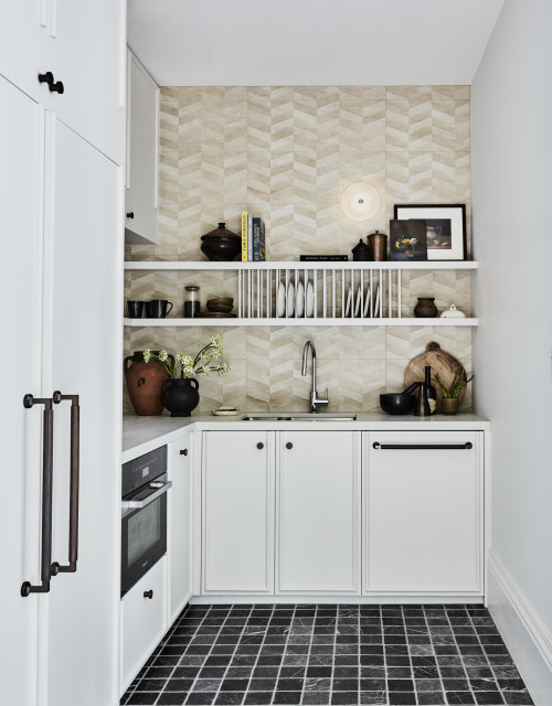 Timeless Appeal: Beige Chevron Backsplash with White Floating Shelves Ideas