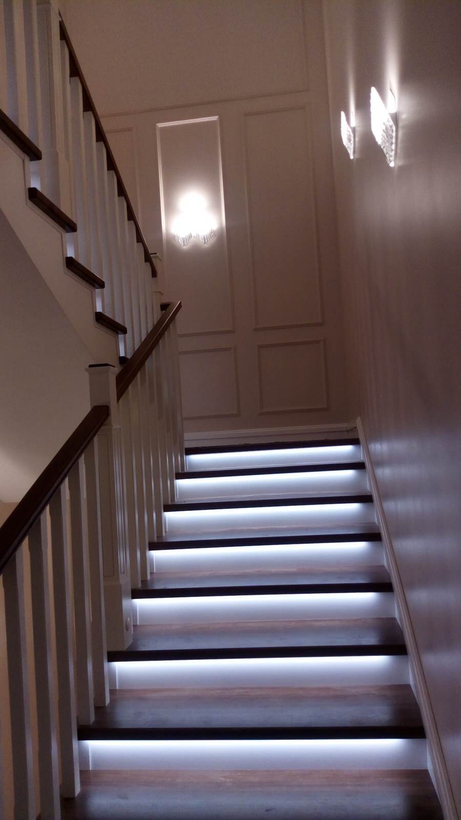 Облицовка бетонной лестницы в классическом стиле