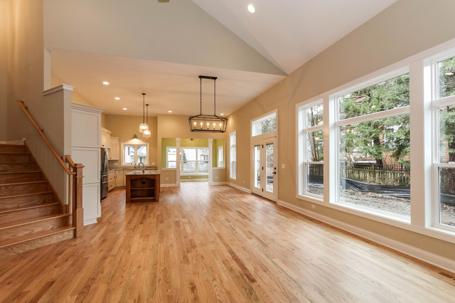 Custom First Floor Master | Downtown Naperville craftsman