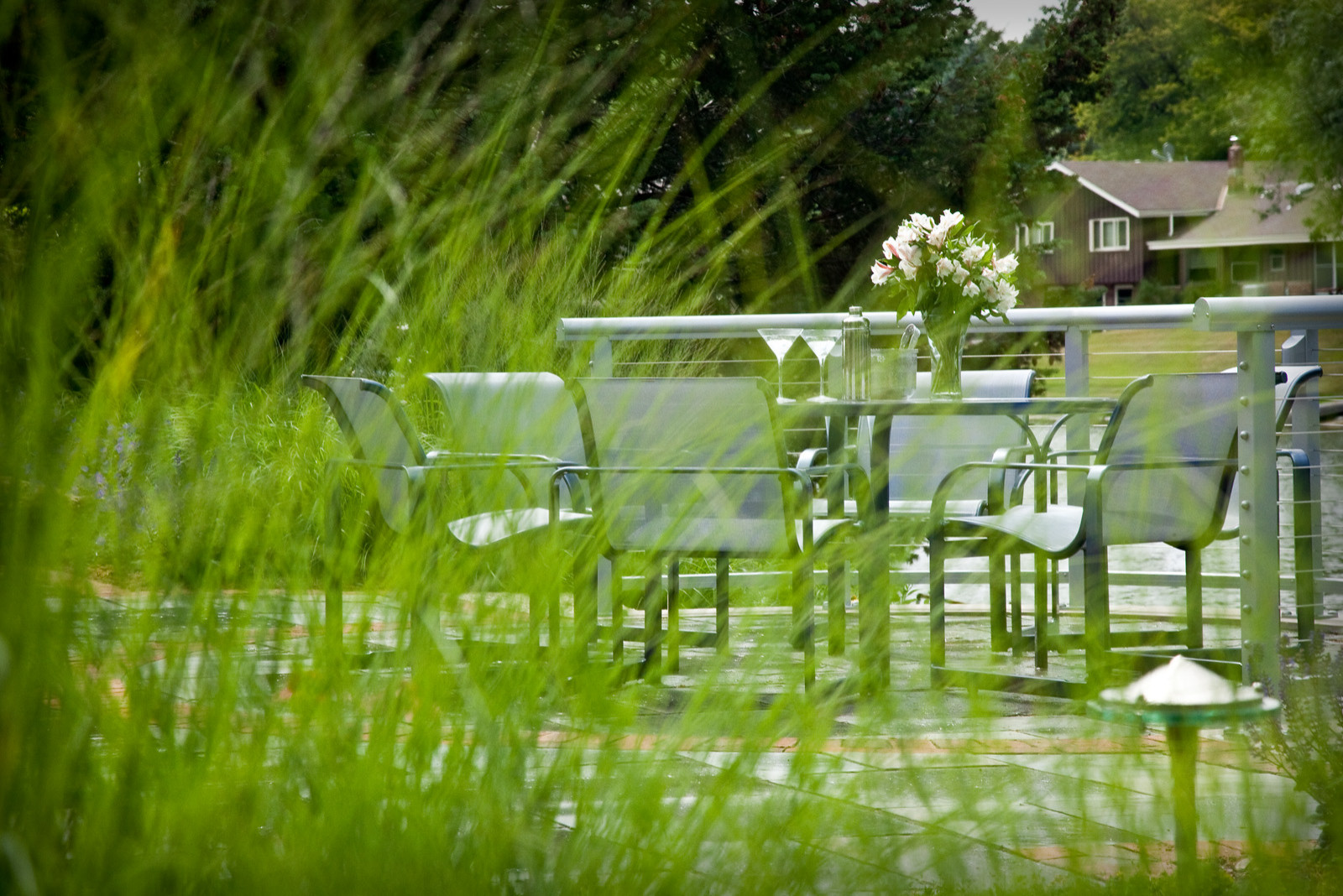 Contemporary Lakeside Patio - Glendale