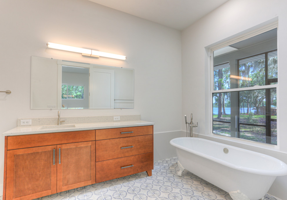 Custom Home - Lake Winnott, FL