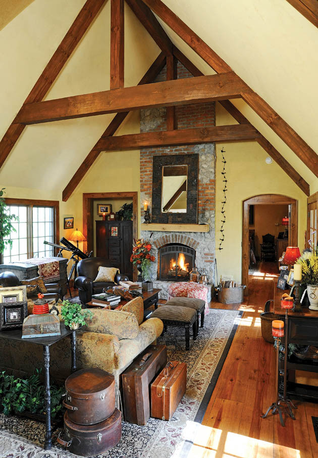 This is an example of a country living room in Cincinnati.